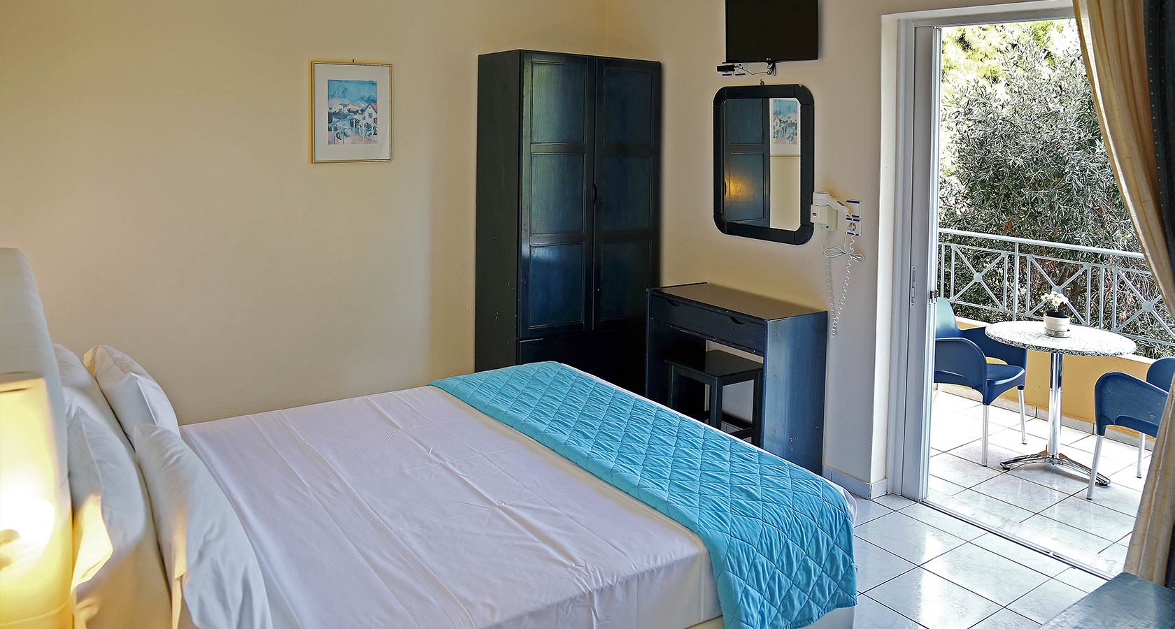 Peris Hotel Room - Accommodation